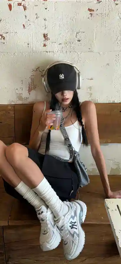 色五月丁香六月欧美综合_欧美三级不卡在线播放_亚洲色欲色欲77777小说