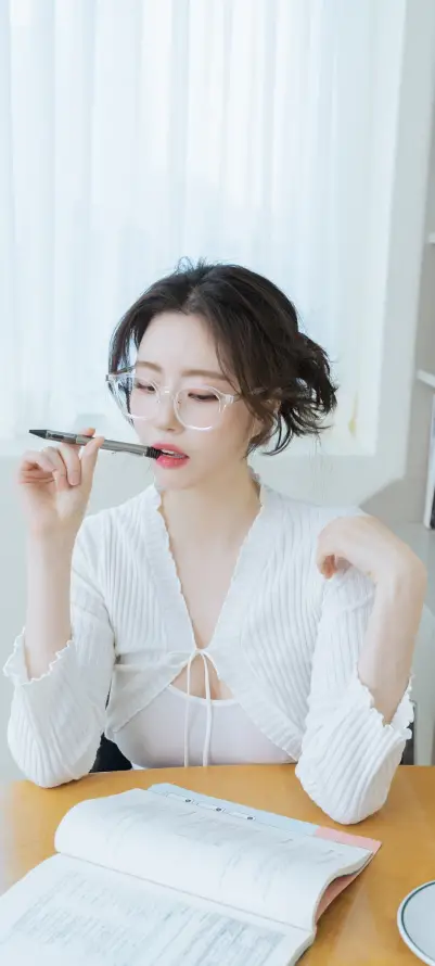 色五月丁香六月欧美综合_欧美三级不卡在线播放_亚洲色欲色欲77777小说