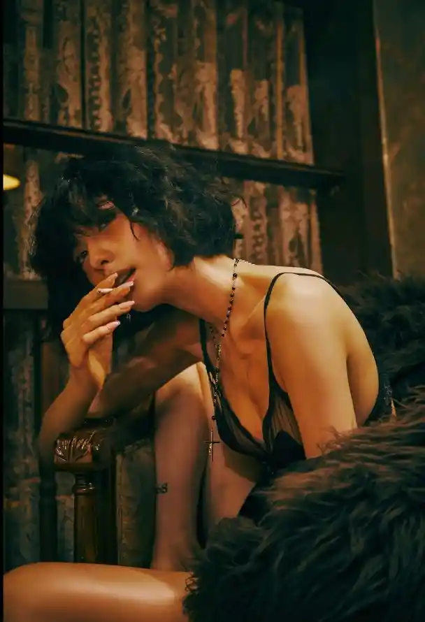 色五月丁香六月欧美综合_欧美三级不卡在线播放_亚洲色欲色欲77777小说
